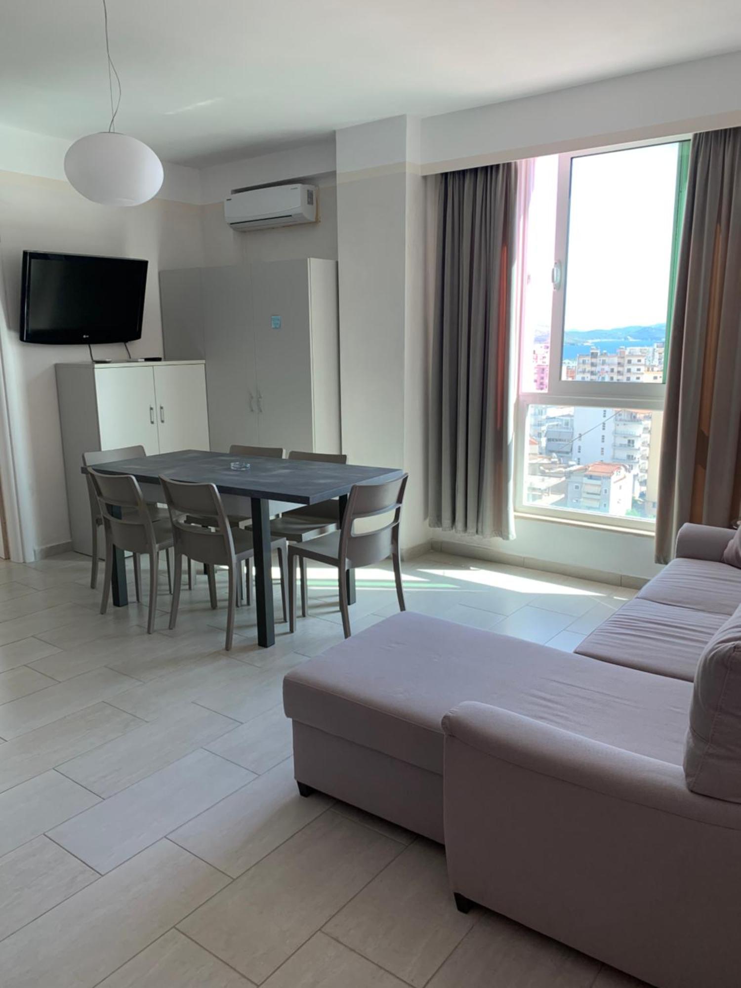Guest - Sea Breeze Apartments Sarandë Eksteriør billede