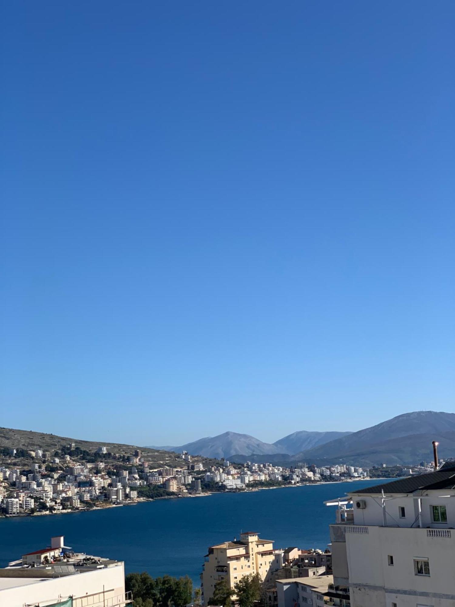 Guest - Sea Breeze Apartments Sarandë Eksteriør billede