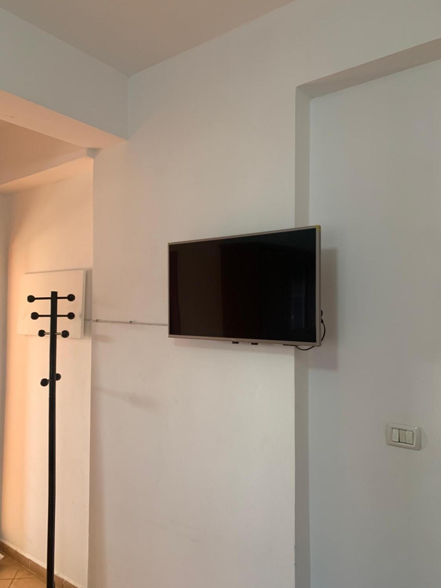 Guest - Sea Breeze Apartments Sarandë Eksteriør billede