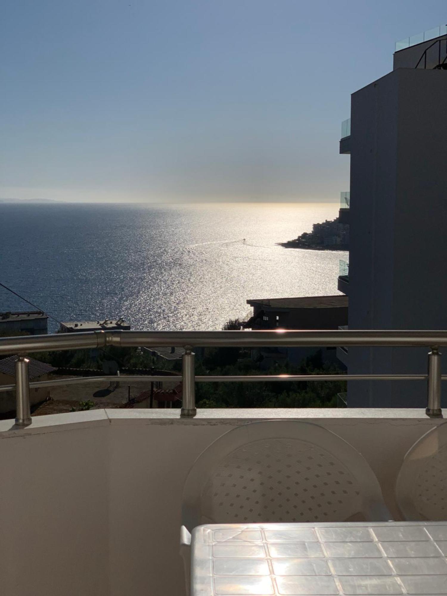 Guest - Sea Breeze Apartments Sarandë Eksteriør billede
